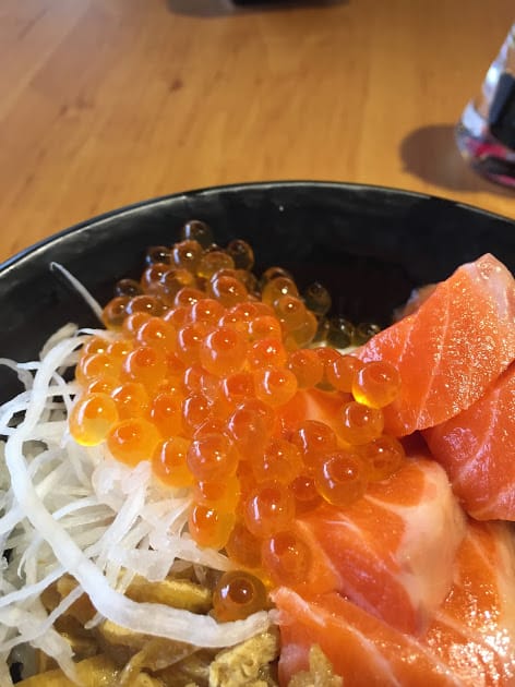 【中壢後站美食】築地樂樂町：日本生魚片蓋飯專賣店（已歇業）