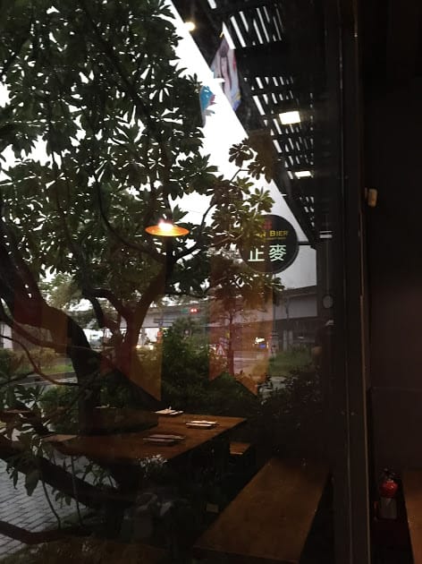 [桃園]2500cc純麥鮮啤酒～Beer Work正麥德國啤酒主題餐廳＠中壢、青浦、高鐵、棒球場