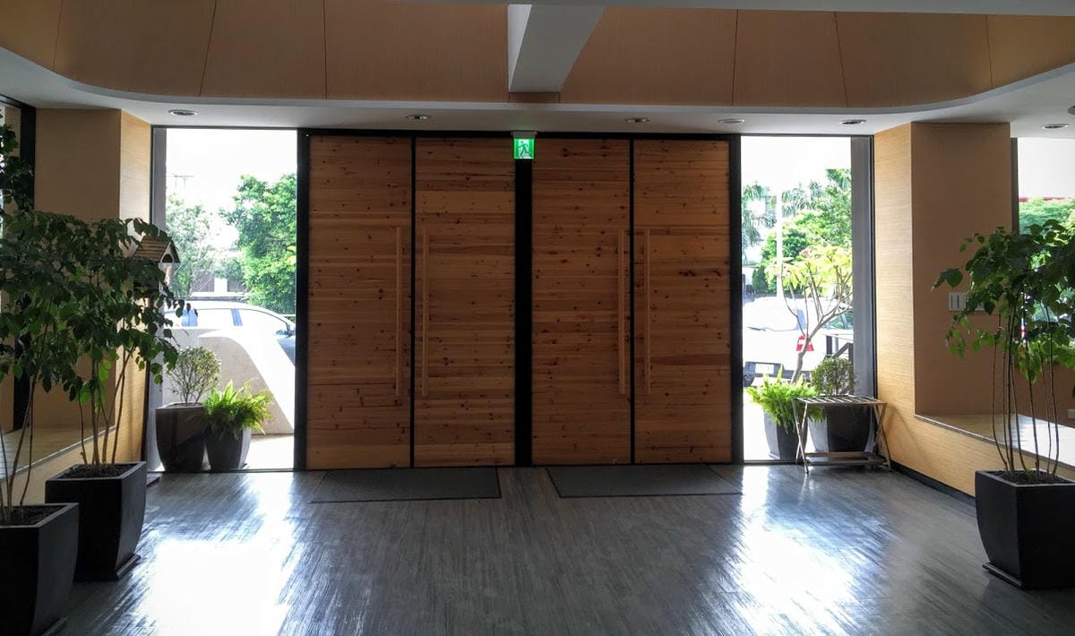 【中壢平鎮咖啡店推薦】Alpha Coffee & Tea：平鎮工業區隱藏咖啡店，手沖咖啡、鬆餅好好食