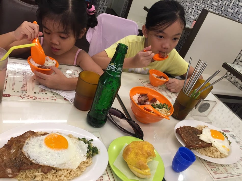 【中壢】美生茶餐廳：中壢sogo商圈香港茶餐廳推薦