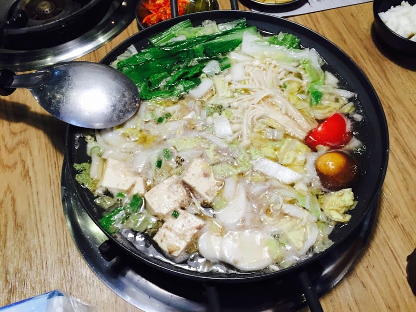 【中壢】澄川黃鶴洞 中原家樂福:銅盤烤肉+部隊鍋,二訪還是很好吃 - 第13張圖 【中壢】澄川黃鶴洞 中原家樂福:銅盤烤肉+部隊鍋,二訪還是很好吃