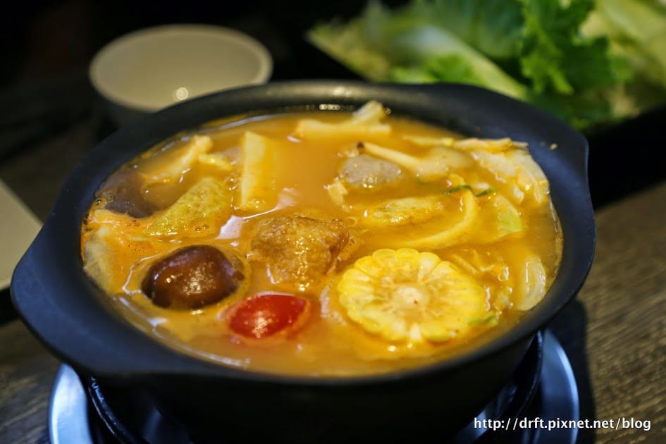 謝謝招待。二訪[桃園]海月正式營運食記。涮涮鍋＆壽喜燒～村民食堂