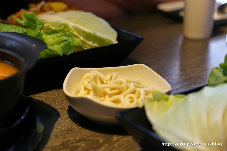 謝謝招待。二訪[桃園]海月正式營運食記。涮涮鍋＆壽喜燒～村民食堂