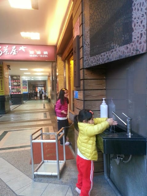 【中壢後站美食】櫻茶屋日式涮涮鍋 中北店：冰涼綠豆湯是最愛