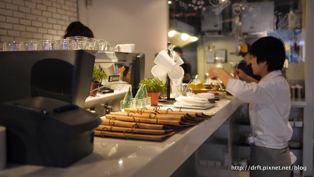 [台北]食記。Cafe-a-la-mode簡約空間Brunch & Omelette～捷運中山站美食