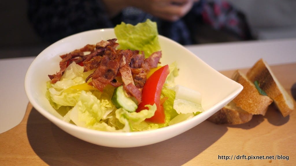 [台北]食記。Cafe-a-la-mode簡約空間Brunch & Omelette～捷運中山站美食