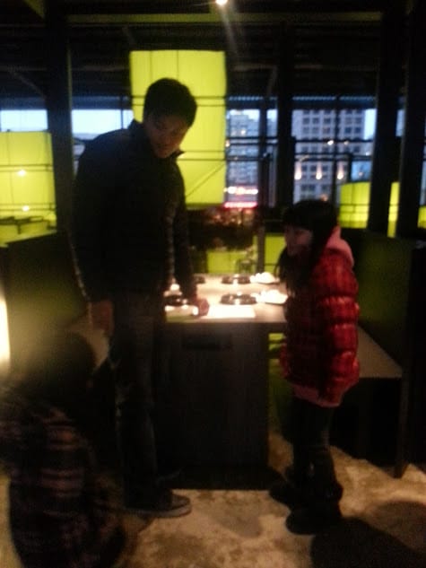 【桃園美食】村民食堂 海悅鍋物：中正路上超大氣建築，涮涮鍋＆壽喜燒～