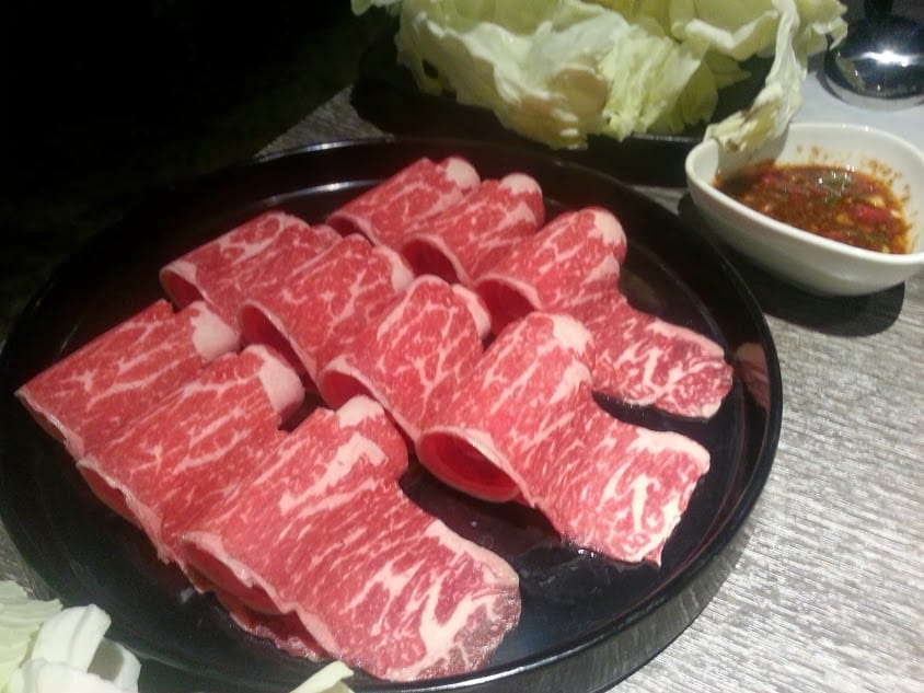 【桃園美食】村民食堂 海悅鍋物：中正路上超大氣建築，涮涮鍋＆壽喜燒～