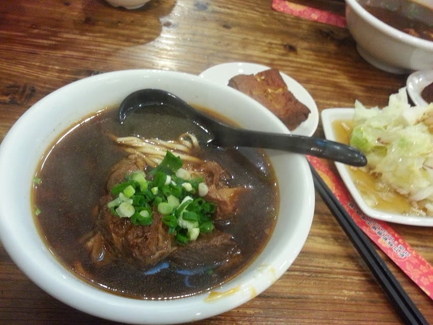 [新竹]新豐。推薦最愛的～老兄牛肉麵