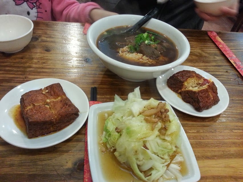 [新竹]新豐。推薦最愛的～老兄牛肉麵
