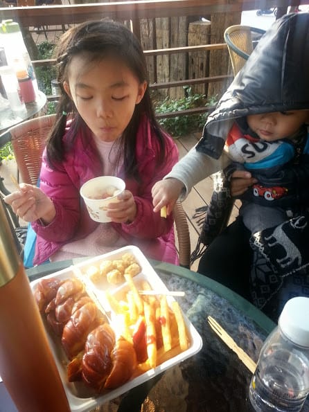[新竹]親子森林餐廳～森林鳥花園。蹓小孩＆放空的好去處