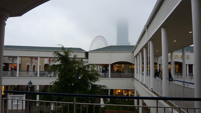 2008 [Kyoto京都]賞櫻之旅Day5#2 推薦必逛大阪Outlets，靈骨塔（Rinku premium Outlets）吧！