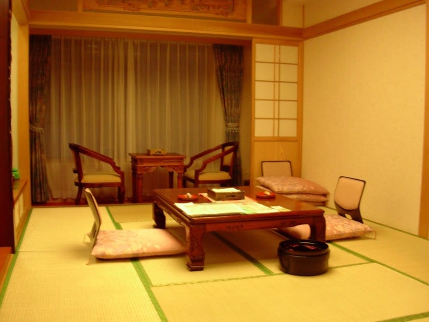 [Hokkaido北海道]蜜月之旅Day3 大雪山國立公園>北見狐狸村>網走刑務所>螃蟹火鍋大餐>夜宿阿寒溫泉旅館